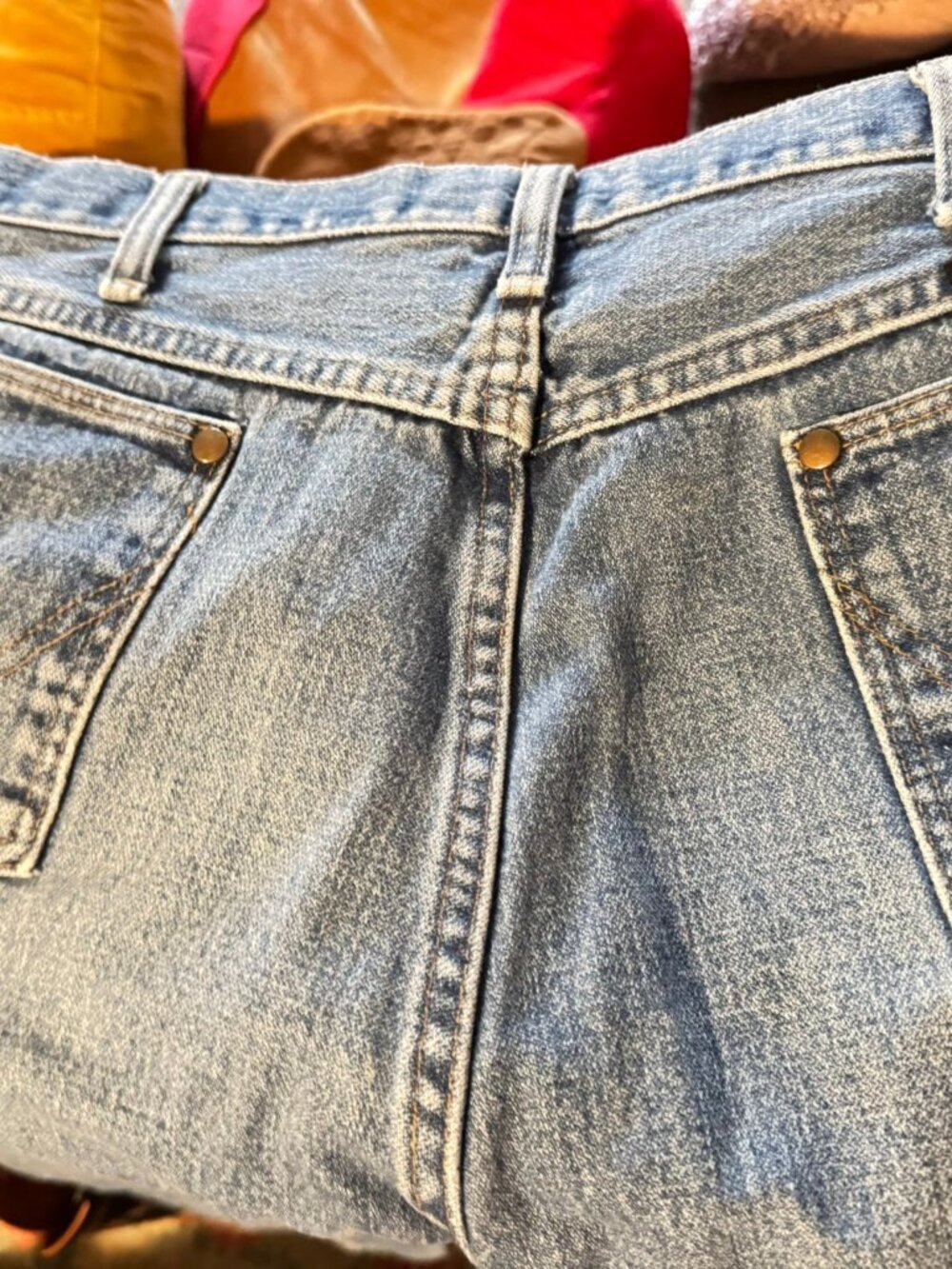 Wrangler Vintage Light Wash Denim Jeans 36X34 (13MWZ)